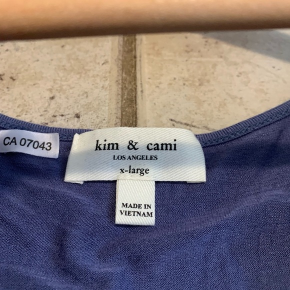 💜 Kim & Cami Los Angeles Puff Sleeve V-Neck Top X-Large - Picture 2 of 8